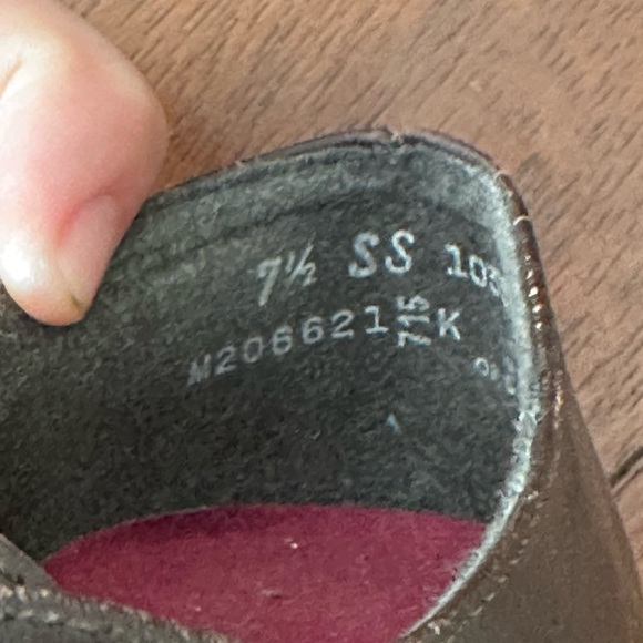 Munro Yale Laceless Oxford Leather Slipon - Picture 2 of 4